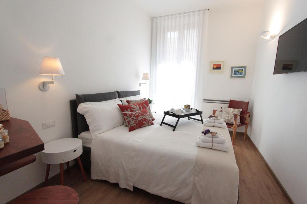 Palazzo Pinto B&B Brindisi Luaran gambar