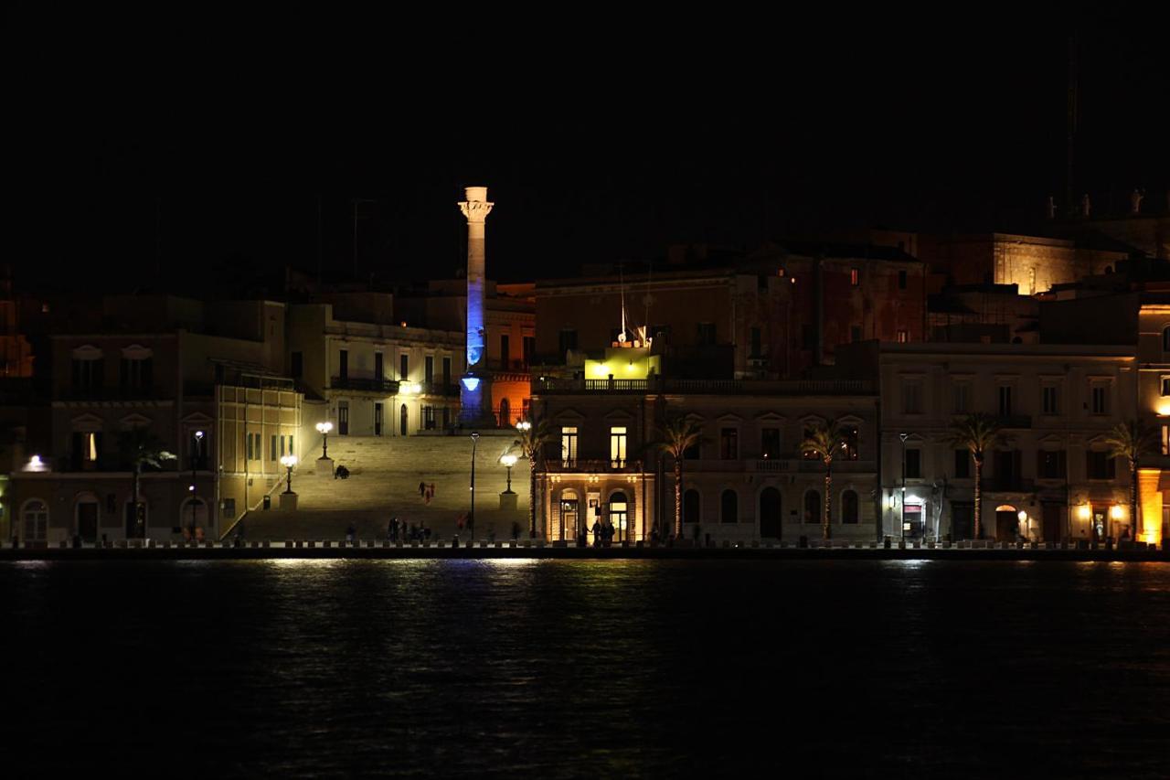 Palazzo Pinto B&B Brindisi Luaran gambar